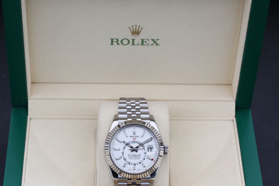 Rolex Sky-Dweller 336934 Image 4